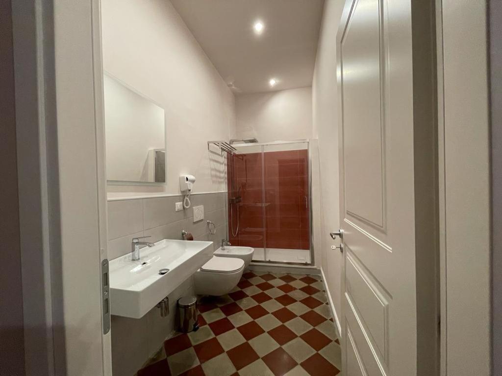 B&B Romeo Luxury Rooms Catânia Exterior foto