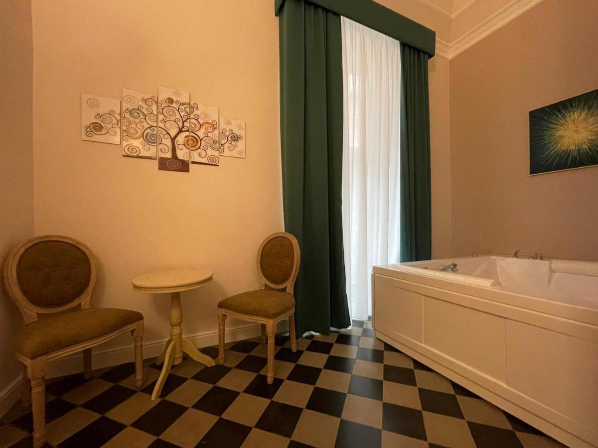 B&B Romeo Luxury Rooms Catânia Exterior foto