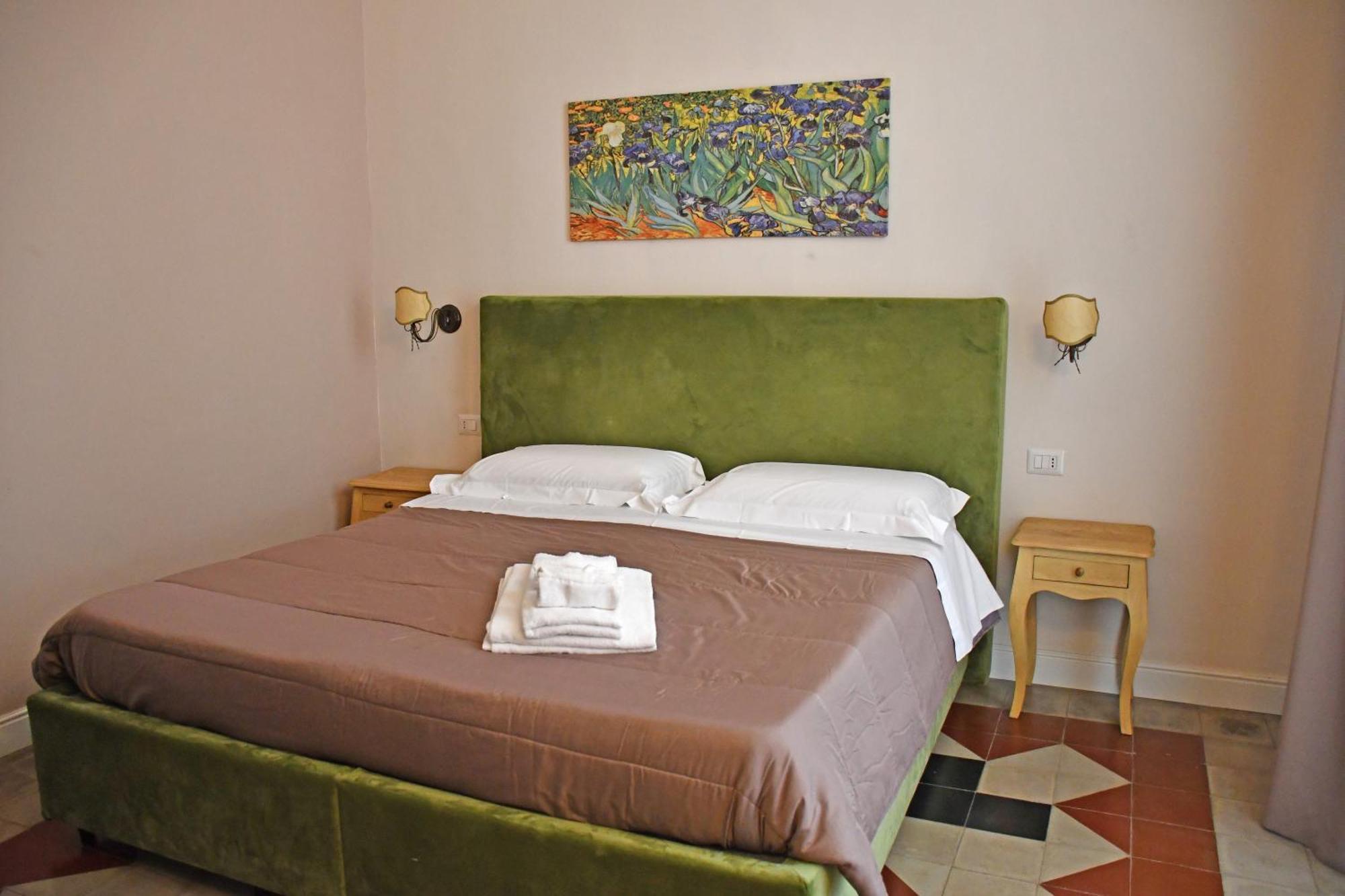 B&B Romeo Luxury Rooms Catânia Exterior foto